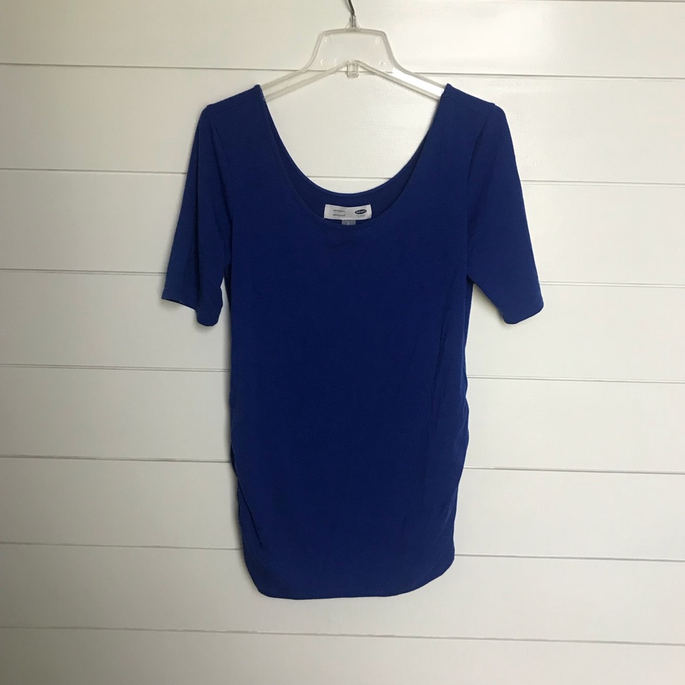 Oldnavy maternity shirt